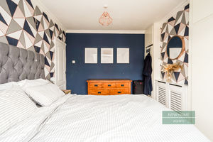 Photo 7- click for photo gallery